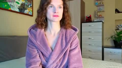 Sophia online show from May 2026 05:13:01 AM