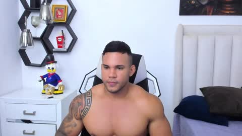 _matthew_santos_ online show from January 2025 12:53:01 AM