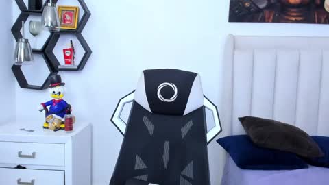 _matthew_santos_ online show from January 2025 12:31:02 AM