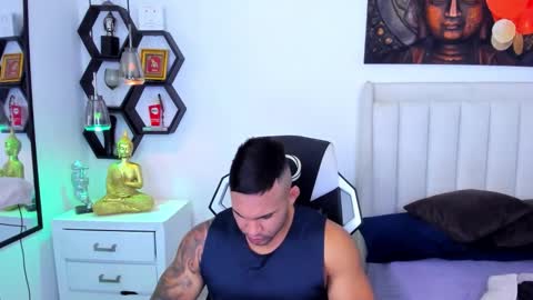 _matthew_santos_ online show from September 2025 12:32:01 AM