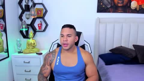 _matthew_santos_ online show from September 2025 08:32:01 PM