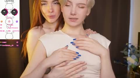 Snapshot of _medal_of_horny_ chatting on April 2026 06:19:01 AM Elva and Kate online show from April 2026 06:19:01 AM