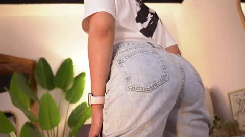 Megan online show from September 2025 08:52:01 PM