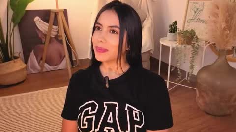 Megan online show from November 2025 08:29:01 PM