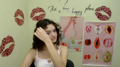 Susie online show from December 2024 01:54:01 AM