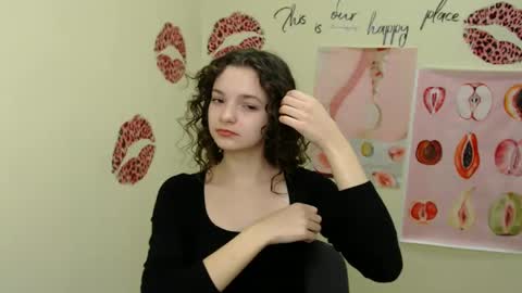 Susie online show from December 2024 08:02:01 AM