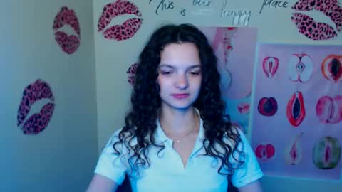 Susie online show from March 2026 06:45:02 PM