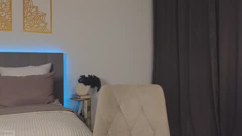 Snapshot of _melisa_wayne chatting on October 2025 10:47:01 PM Melisa online show from October 2025 10:47:01 PM