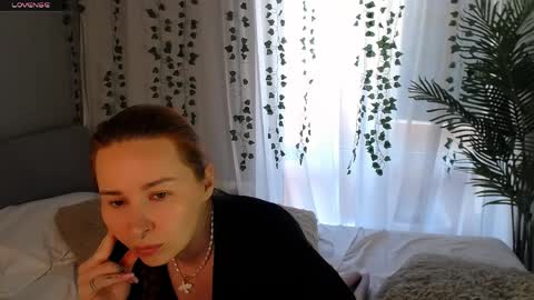 Snapshot of _mi_amore chatting on April 2026 08:04:02 AM _mi_amore online show from April 2026 08:04:02 AM