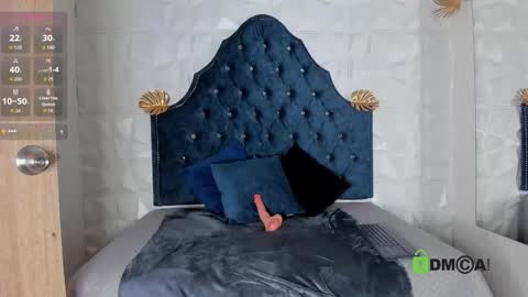 Snapshot of _mia_milf_ chatting on September 2025 02:44:02 AM _mia_milf_ online show from September 2025 02:44:02 AM