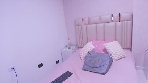 Snapshot of _miavelvet chatting on January 2026 11:59:02 AM Mia online show from January 2026 11:59:02 AM