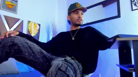 miguel tomorrow from 200 pm Colombia to 1000 pm online show from December 2025 03:49:02 PM