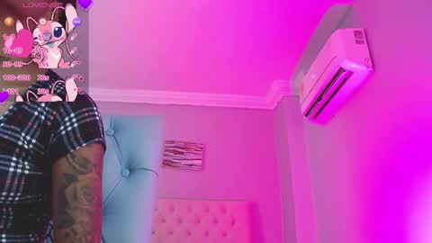 Snapshot of _miia_sweet chatting on January 2026 11:23:01 AM Paula online show from January 2026 11:23:01 AM