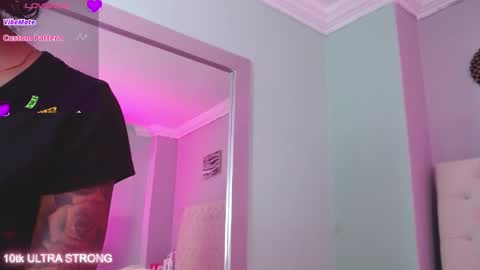 Snapshot of _miia_sweet chatting on February 2026 11:25:02 AM Paula online show from February 2026 11:25:02 AM