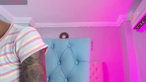 Snapshot of _miia_sweet chatting on February 2026 11:11:02 AM Paula online show from February 2026 11:11:02 AM