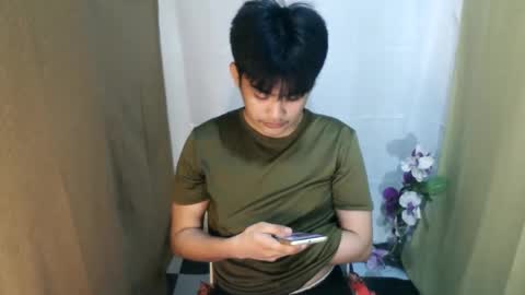 _mikko_moto_ online show from April 2026 12:41:01 PM