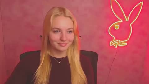 Snapshot of _mila_la_ chatting on March 2025 07:03:01 AM Melanie online show from March 2025 07:03:01 AM