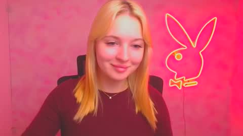 Snapshot of _mila_la_ chatting on October 2025 11:33:02 AM Melanie online show from October 2025 11:33:02 AM