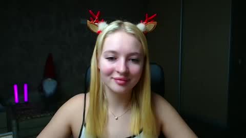 Snapshot of _mila_la_ chatting on January 2026 01:46:01 PM Melanie online show from January 2026 01:46:01 PM