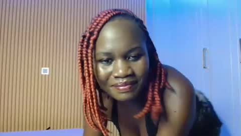 Snapshot of _milah chatting on November 2025 04:39:01 PM Milah online show from November 2025 04:39:01 PM