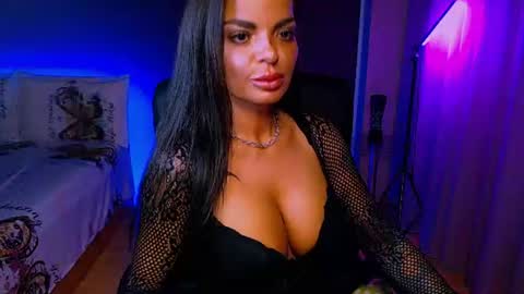 Milani online show from August 2026 05:15:01 PM