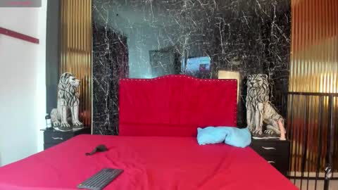 Snapshot of _milarose_ chatting on February 2026 08:01:01 PM Mila Rose online show from February 2026 08:01:01 PM