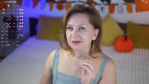 Snapshot of _million_dollarsmile chatting on October 2025 10:28:02 AM _million_dollarsmile online show from October 2025 10:28:02 AM