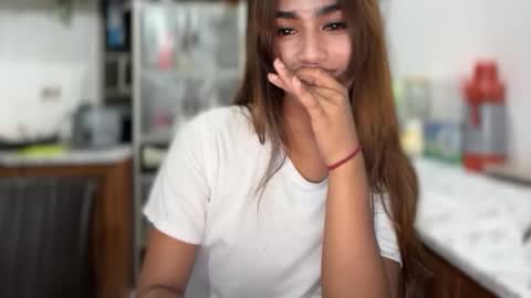 Snapshot of _milliondollarbaby_ chatting on January 2026 04:01:01 PM Irina online show from January 2026 04:01:01 PM