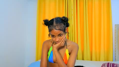 Mimi online show from March 2026 02:33:02 PM