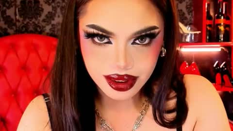 Raven Strauss online show from February 2026 06:49:02 PM