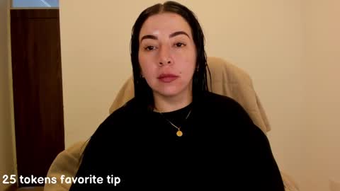 _miss_coco_ online show from March 2025 01:25:02 PM