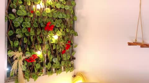 Snapshot of _miss_karoline chatting on March 2025 08:08:01 AM karoline uwu online show from March 2025 08:08:01 AM