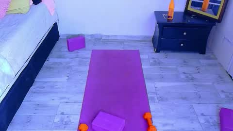 Snapshot of _miss_karoline chatting on September 2025 06:41:02 PM karoline uwu online show from September 2025 06:41:02 PM