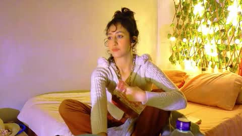 Snapshot of _miss_karoline chatting on October 2025 01:50:02 AM karoline uwu online show from October 2025 01:50:02 AM