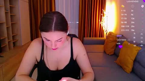 Snapshot of _miss_mia chatting on November 2025 07:30:02 AM Mia online show from November 2025 07:30:02 AM
