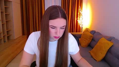 Snapshot of _miss_mia chatting on March 2026 08:30:01 AM Mia online show from March 2026 08:30:01 AM