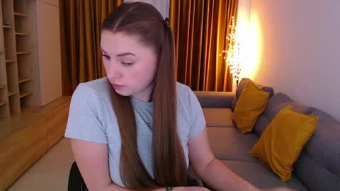 Snapshot of _miss_mia chatting on May 2026 10:09:01 AM Mia online show from May 2026 10:09:01 AM