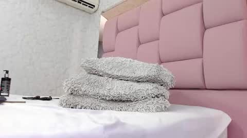 _molly_rosse_ online show from March 2025 03:45:02 PM