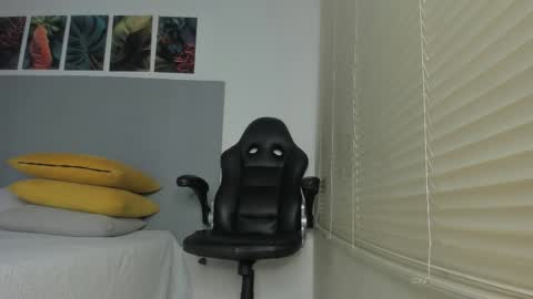 Snapshot of _molly_rosse_ chatting on February 2026 11:46:02 AM _molly_rosse_ online show from February 2026 11:46:02 AM