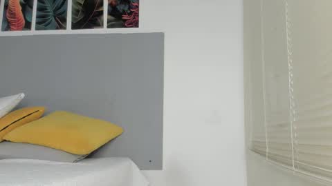 Snapshot of _molly_rosse_ chatting on February 2026 11:48:02 AM _molly_rosse_ online show from February 2026 11:48:02 AM