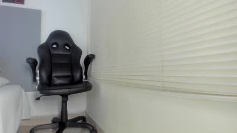 Snapshot of _molly_rosse_ chatting on February 2026 12:12:01 PM _molly_rosse_ online show from February 2026 12:12:01 PM