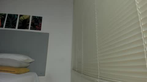 Snapshot of _molly_rosse_ chatting on February 2026 11:43:02 AM _molly_rosse_ online show from February 2026 11:43:02 AM