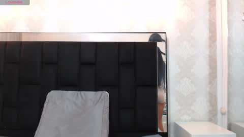 Snapshot of _mollyy chatting on January 2025 07:38:01 PM Molly online show from January 2025 07:38:01 PM