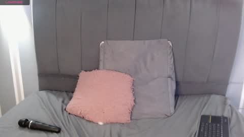 Snapshot of _mollyy chatting on January 2025 01:33:01 AM Molly online show from January 2025 01:33:01 AM