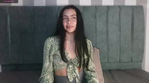 Snapshot of _mollyy chatting on February 2025 09:06:01 PM Molly online show from February 2025 09:06:01 PM