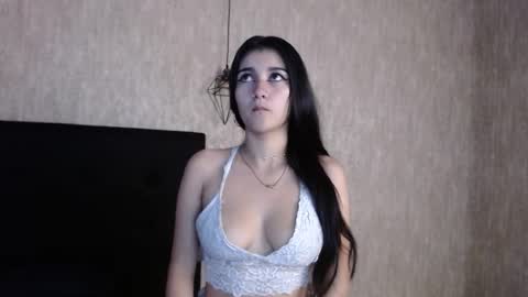 Monserrate online show from September 2025 12:08:02 PM