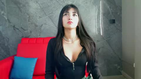 Monserrate online show from November 2025 12:15:01 PM