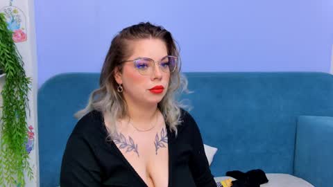 Snapshot of _mooncake chatting on March 2026 06:16:02 AM Fiona online show from March 2026 06:16:02 AM