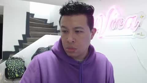 Panda  online show from September 2025 01:06:01 AM