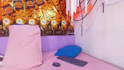 Luna online show from October 2025 11:55:01 AM